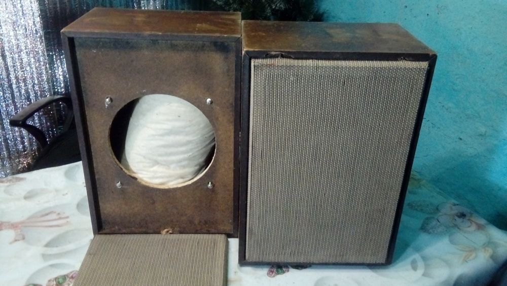 Корпуса колонок СССР (динамиков нет )