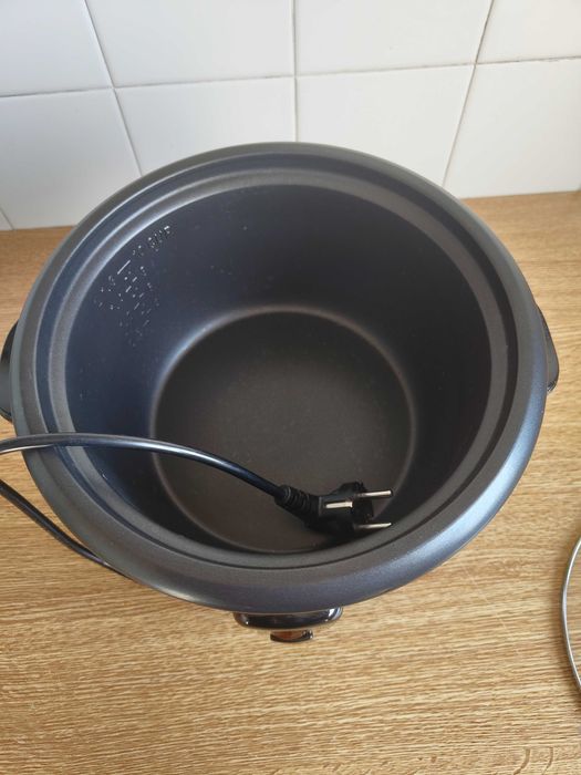 Russell Hobbs 19750‑56 Оризовар (1.8 л)