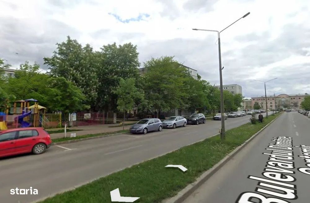 Ap 2 cam SD,  zona Cantemir(la bulevard)