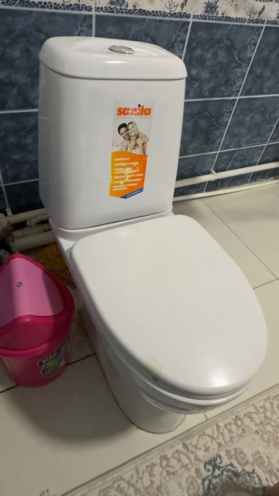 Срочно продам унитазы