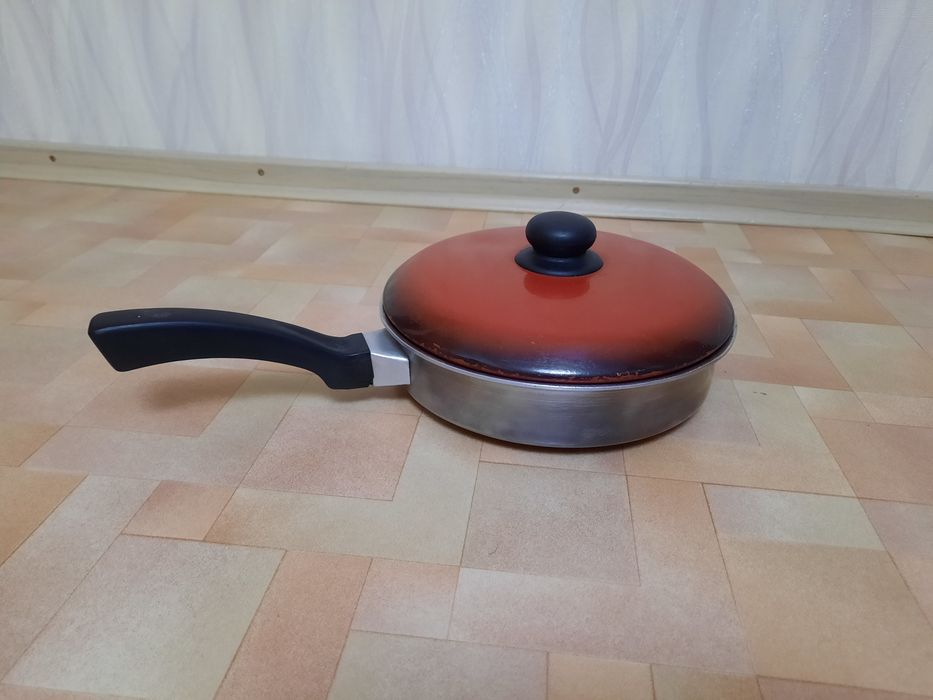 Сковородка 24 см советская