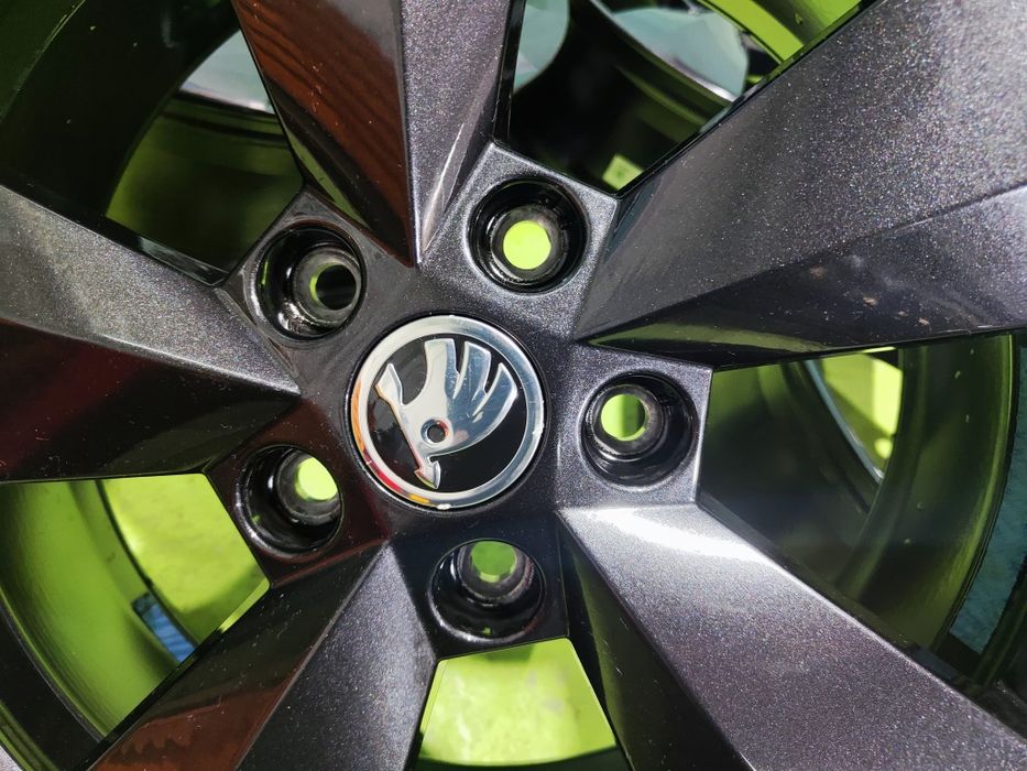 17 5x112 Skoda лети джанти 5х112 шкода