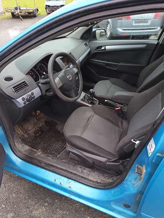Опел Астра Х 1.7 цдти 101к.с Opel Astra H 1.7 101k.s Z17DTH На Части
