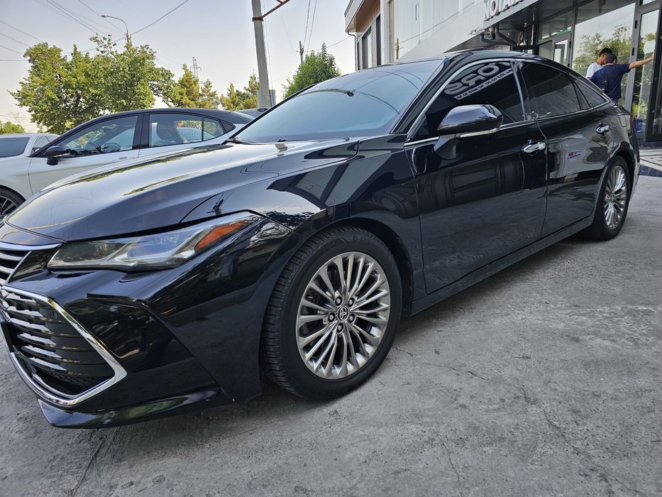 Toyota Avalon Limited 3.5l mator. Yili 2019. Yurgani 98000. Narxi