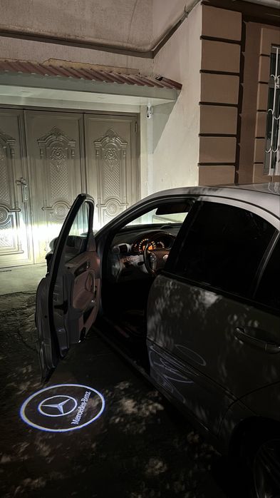 Mercedes benz W203 c240