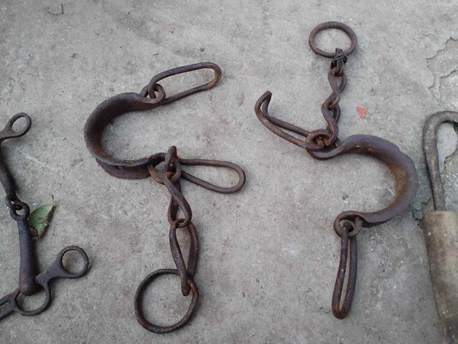 Букаи, мундщук и сантрач за кон