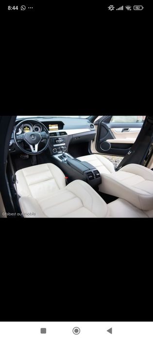Vând Mercedes Benz C250