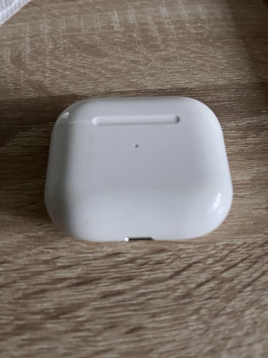 Airpods 3 bine intretinute