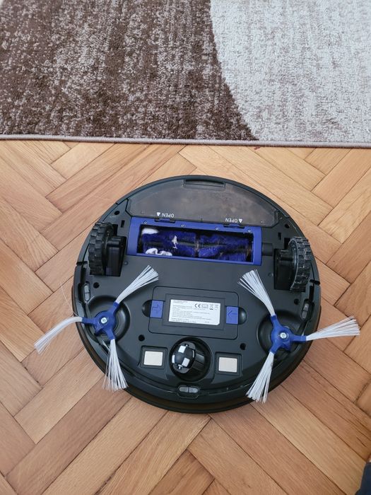 Aspirator robot rowenta