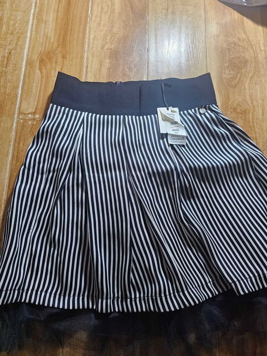 Продам юбочки на девочку.