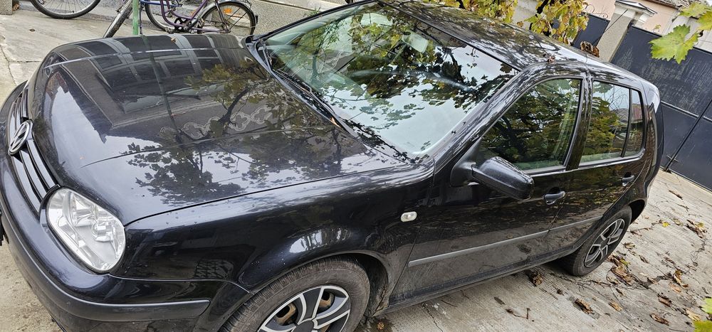 Autoturism vw golf 1.4