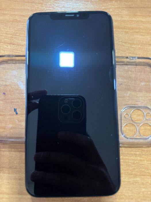 Iphone 11 pro max 64 ideal