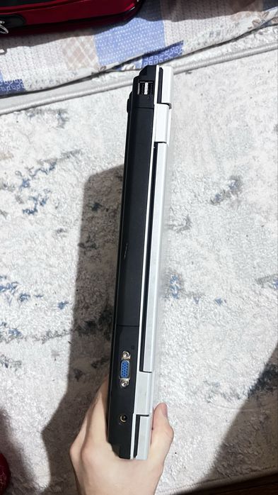 Продам офисный ноутбук Fujitsu