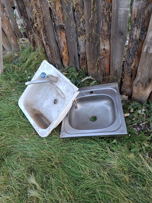 Раковины две штуки