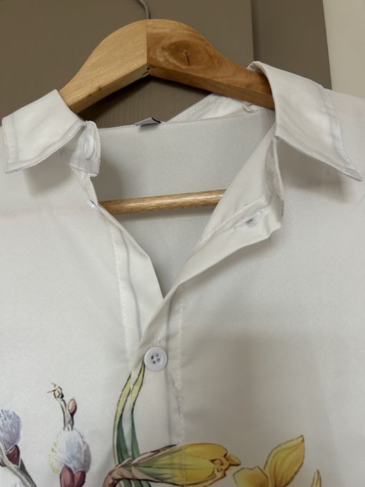 Дамска риза