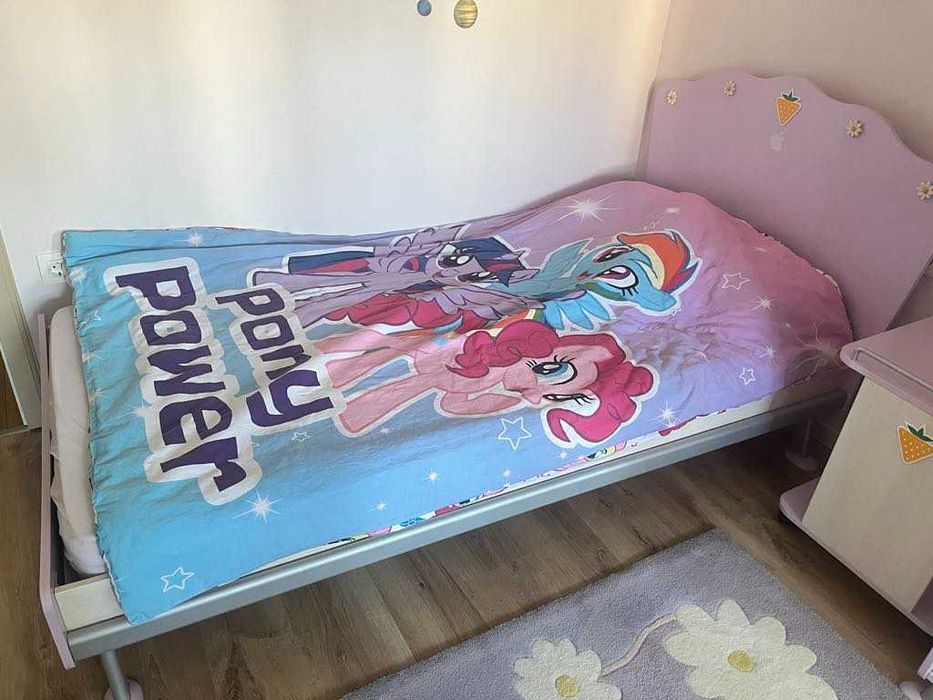 Мебели за детска стая - момиче