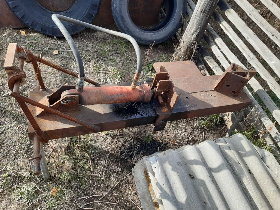 Гидровлически дровакол