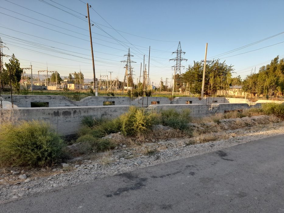 Yer sotiladi yo'l ustida hama hujjatlari joyida