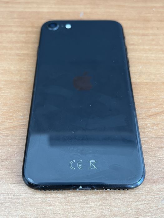 Iphone se 2020 64 GB на запчасти
