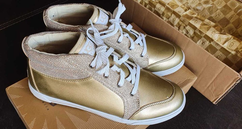 Уикенд Намаление UGG ,кецове размер 38