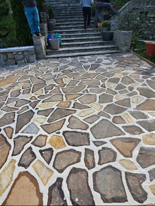 Pavaj piatra naturala/ piatra decorativa/ piata de rau/ piatra de munt