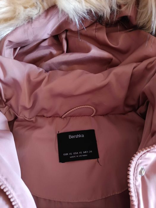 Зимно яке,, Bershka,,