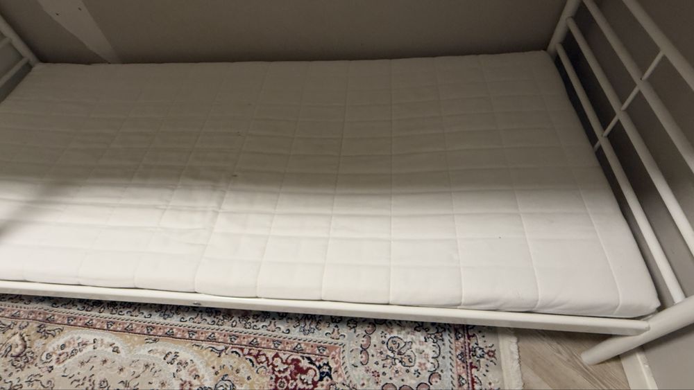 Даухярусная кровать ikea