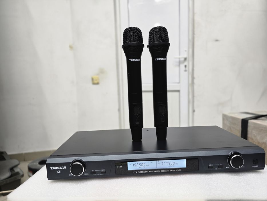 TAKSTAR радиомикрофон