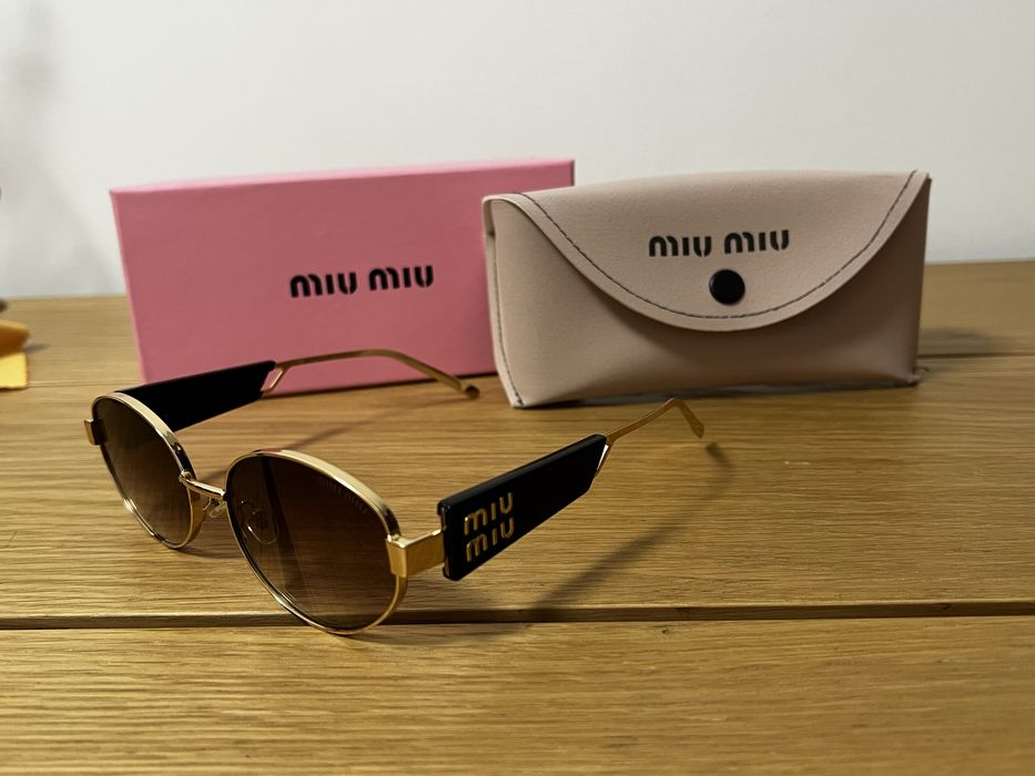 Ochelari de soare Miu Miu