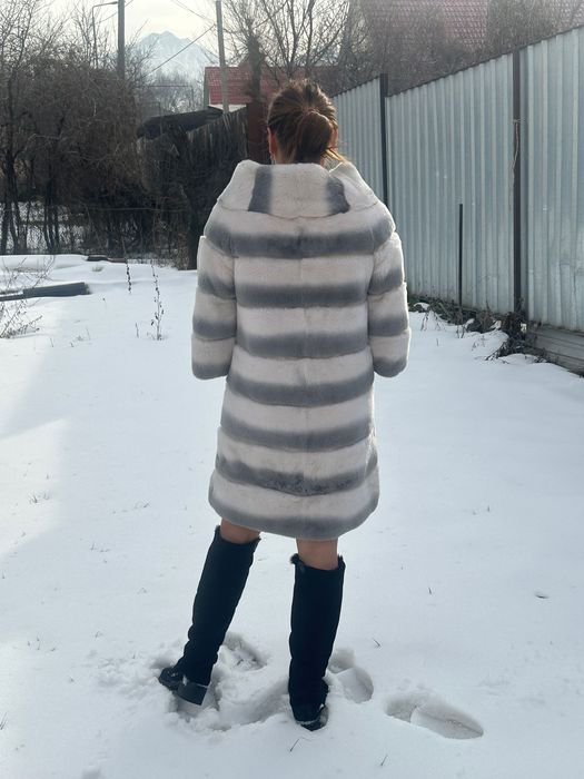 Шуба из натурального меха бобра