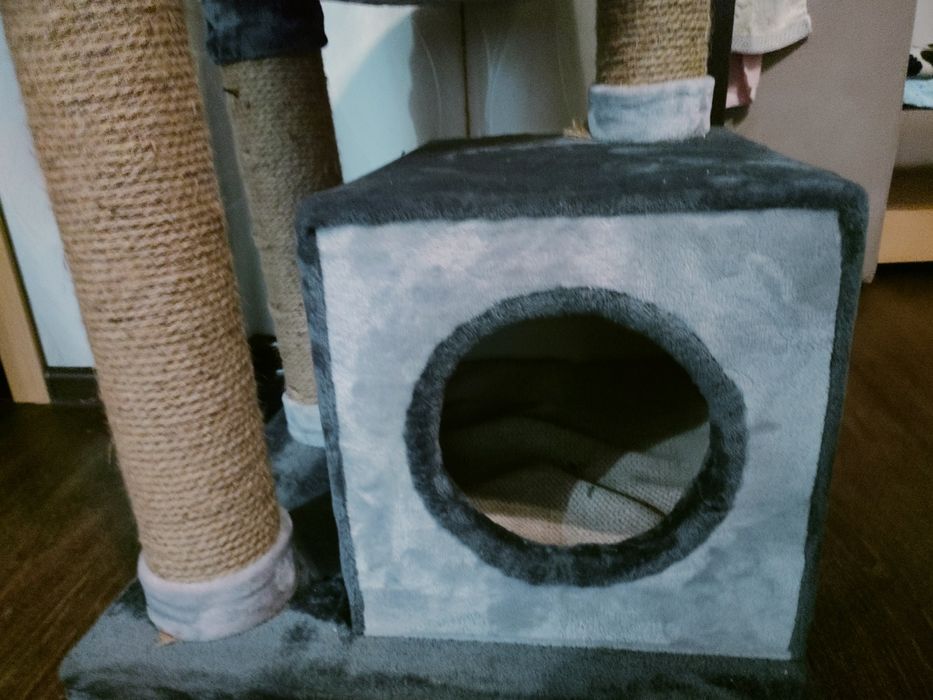 Домик для кошки.