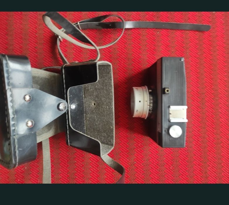 Aparat de fotografiat smena, în perfectă stare de funcționare.
