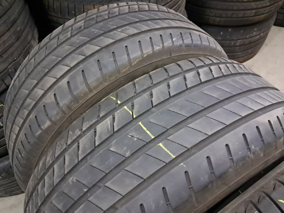 Anvelope second vara 245 50 R19 Bridgestone *
