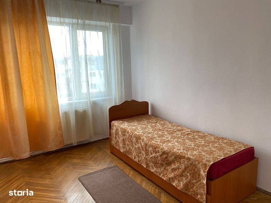 Apartament 4 camere,cu parcare, Calea Victoriei/TURDA