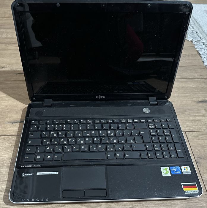 Ноутбук, компьютер.