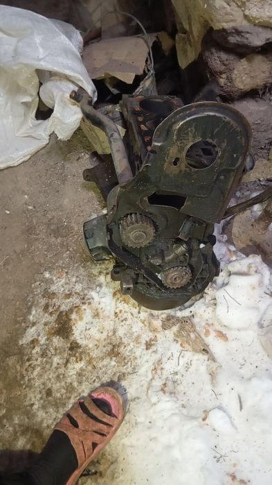 Мотор на машину продаю