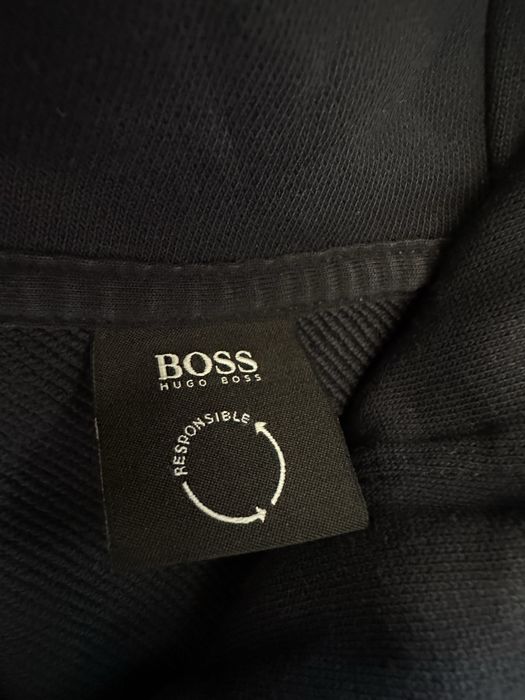 HUGO BOSS original горнище.M