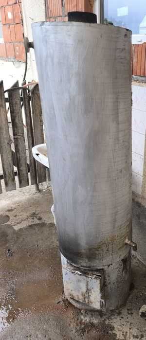 Vând boiler pe lemne