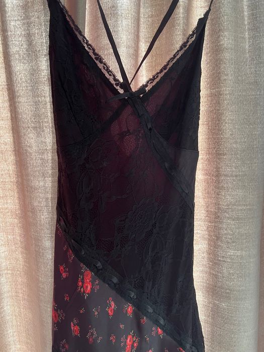 Нова рокля без етикет