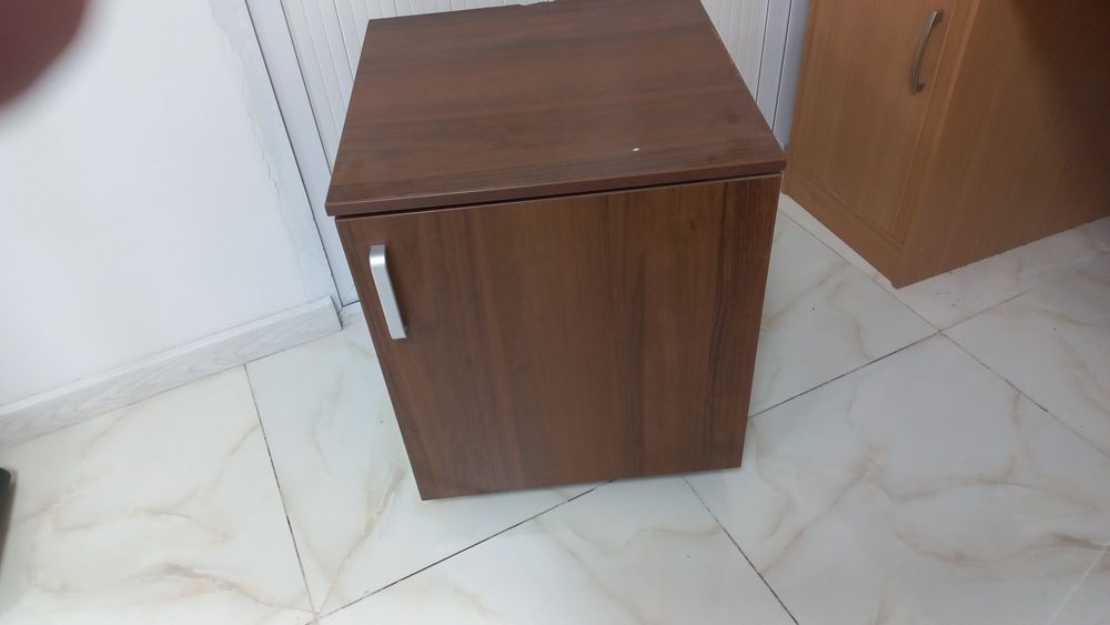 Продам офисный мебель