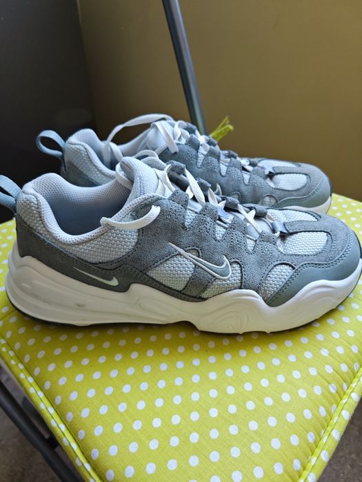 Маратонки Nike, размер 40