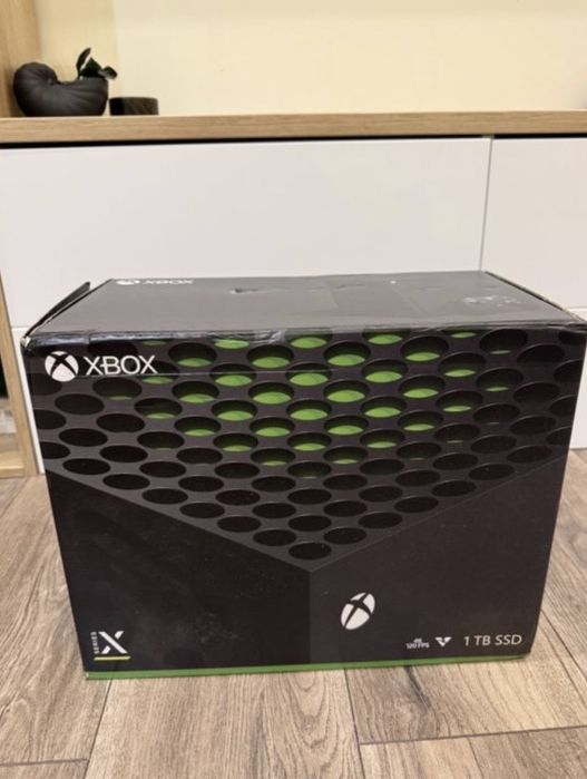 Xbox series X. 1tb+ gamepass ultimate.