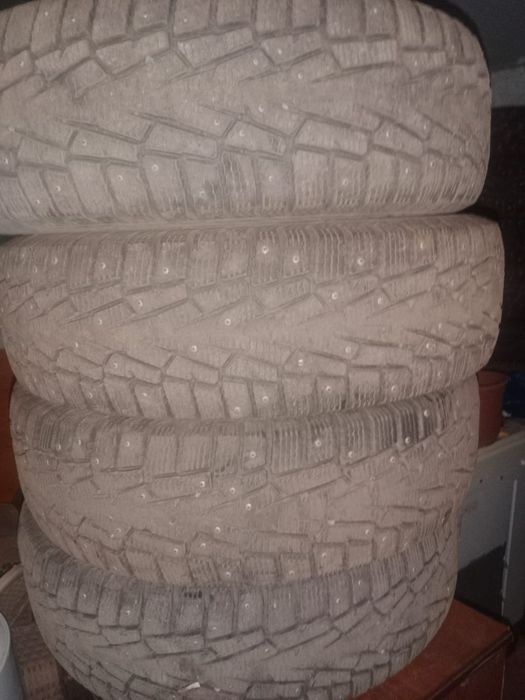 Продам бу авто шину