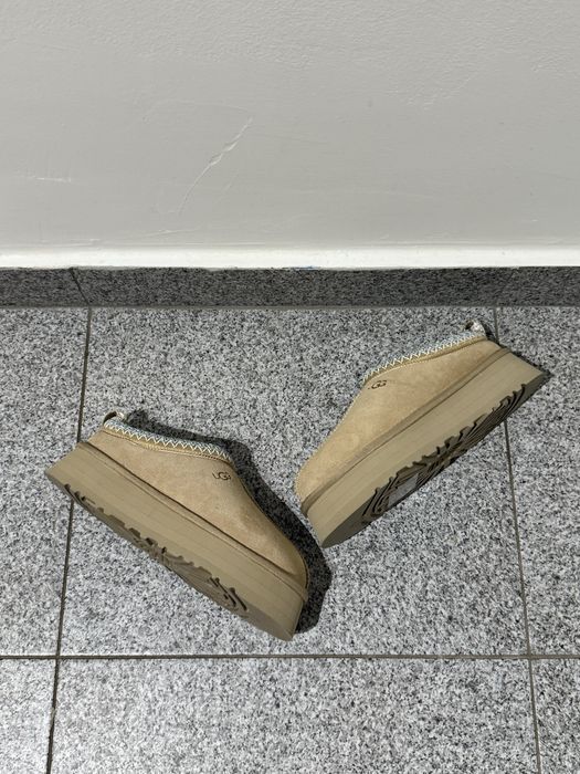 UGG Tazz Sand - 36/37/38/39 pe stoc