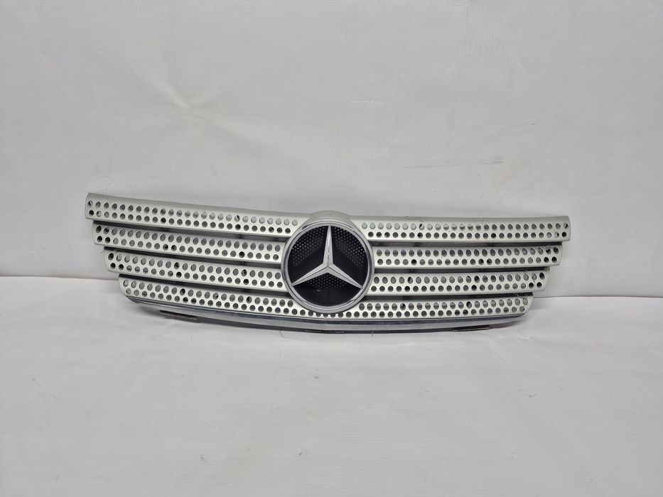 Решетка радиатора Mercedes w203 Купе