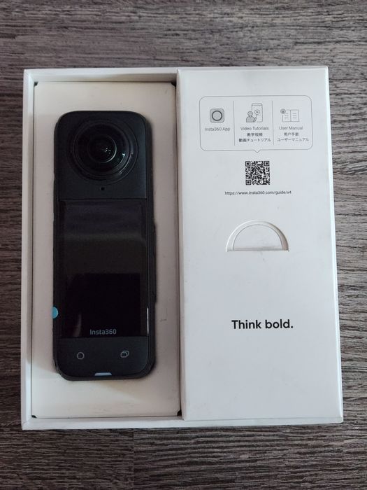 Экшн-камера Insta360 X4