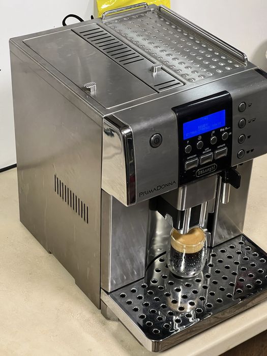 Кафемашина кафе автомат delonghı Primadonna