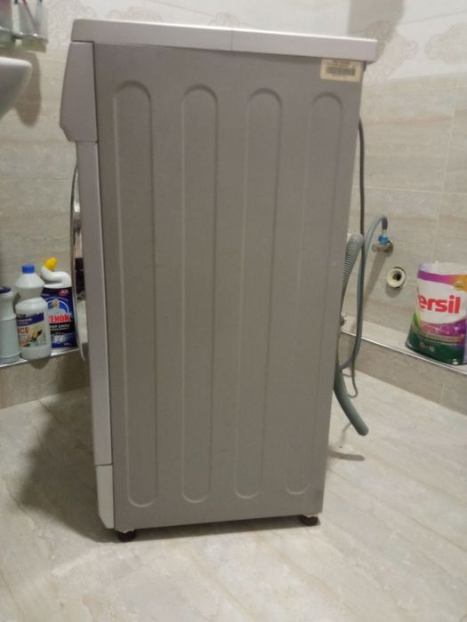 Срочно продам стиральная машинка инвертор