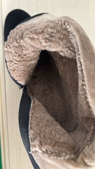 Продам женские сапоги