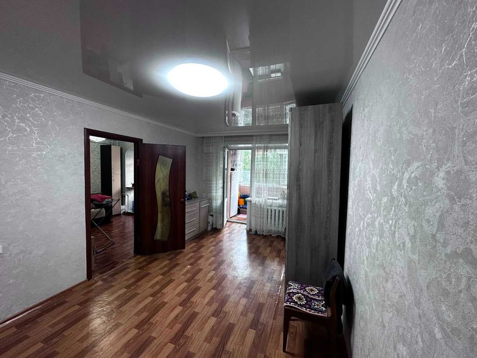 Продам евро-2 квартиру
